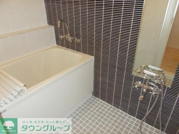 ホワイトレジデンスの物件内観写真